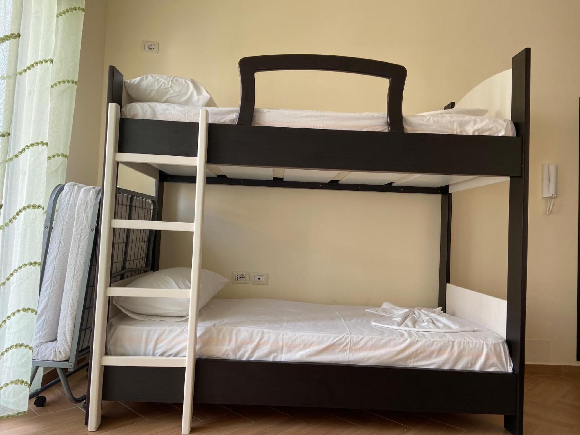 Ari Apartaments Vlorë Exterior foto